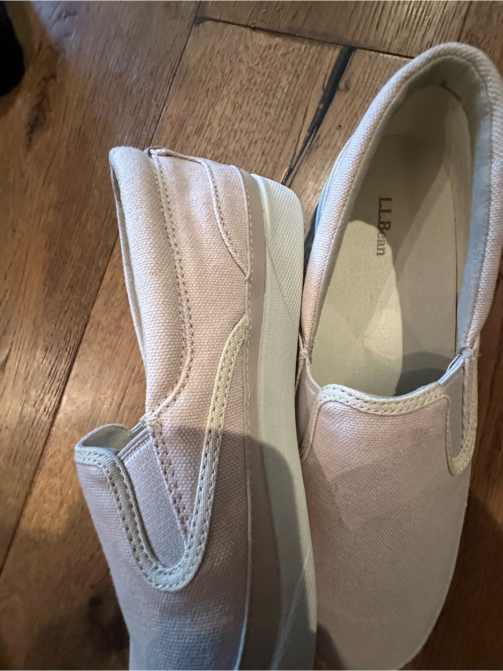 LLBean Like New - Picture 9 of 11